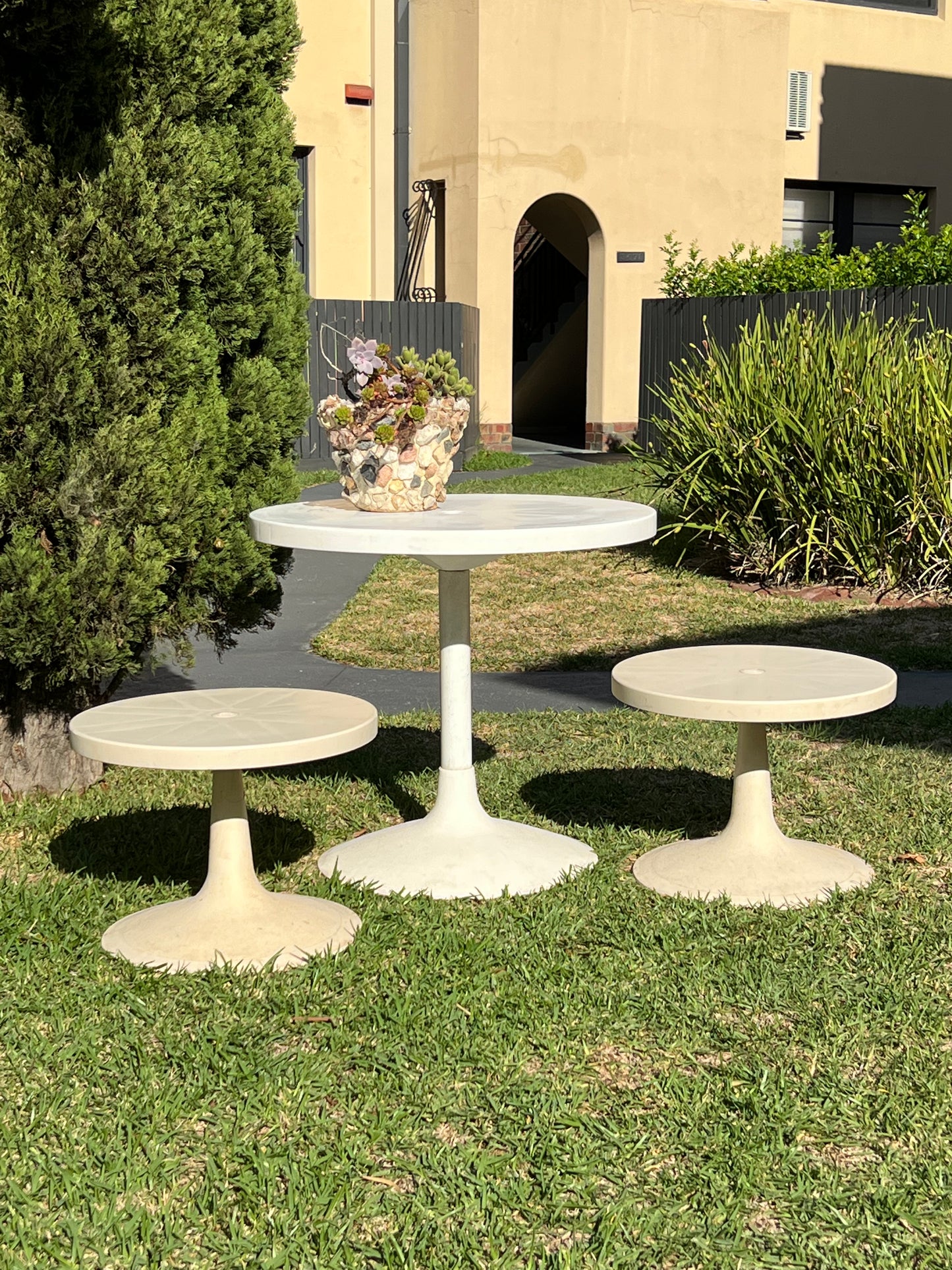 Sebel Outdoor Tulip Dining Set