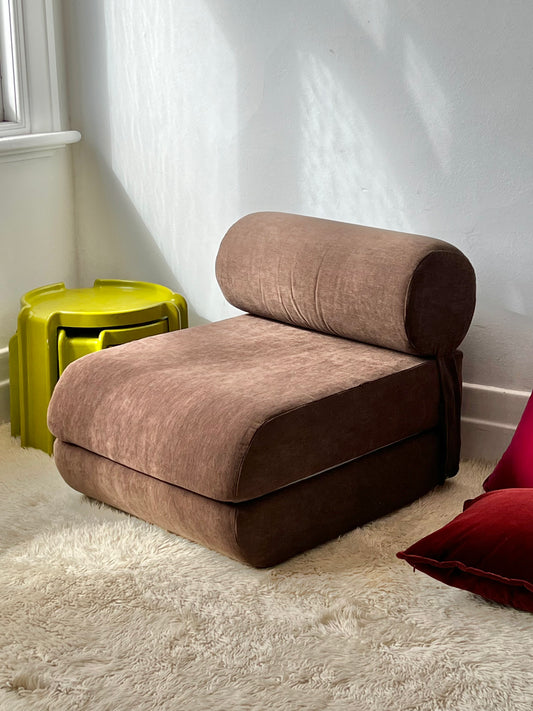 Retro Fold out Sofa Bed