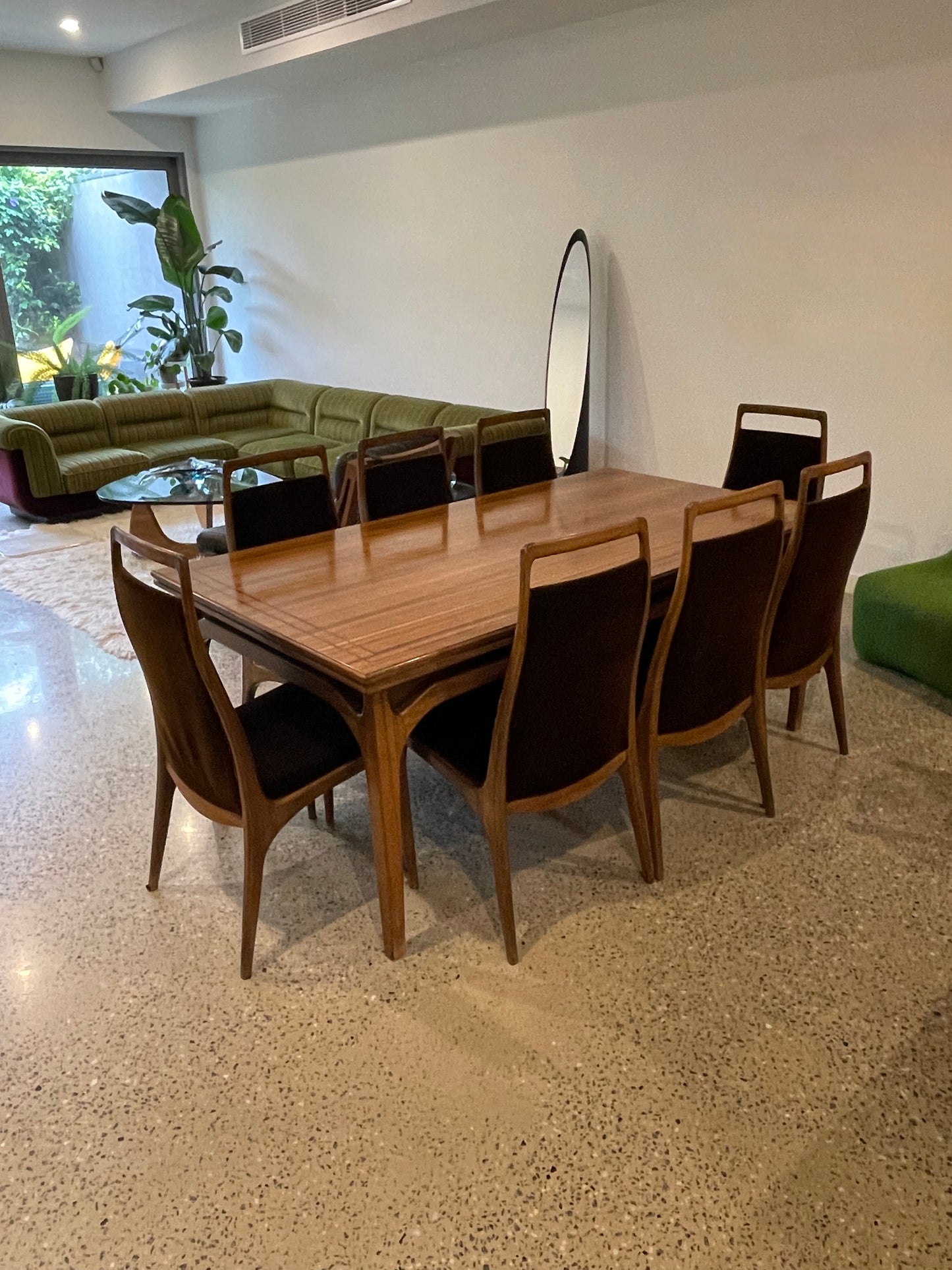 Dario Zoureff Dining Table and Chairs